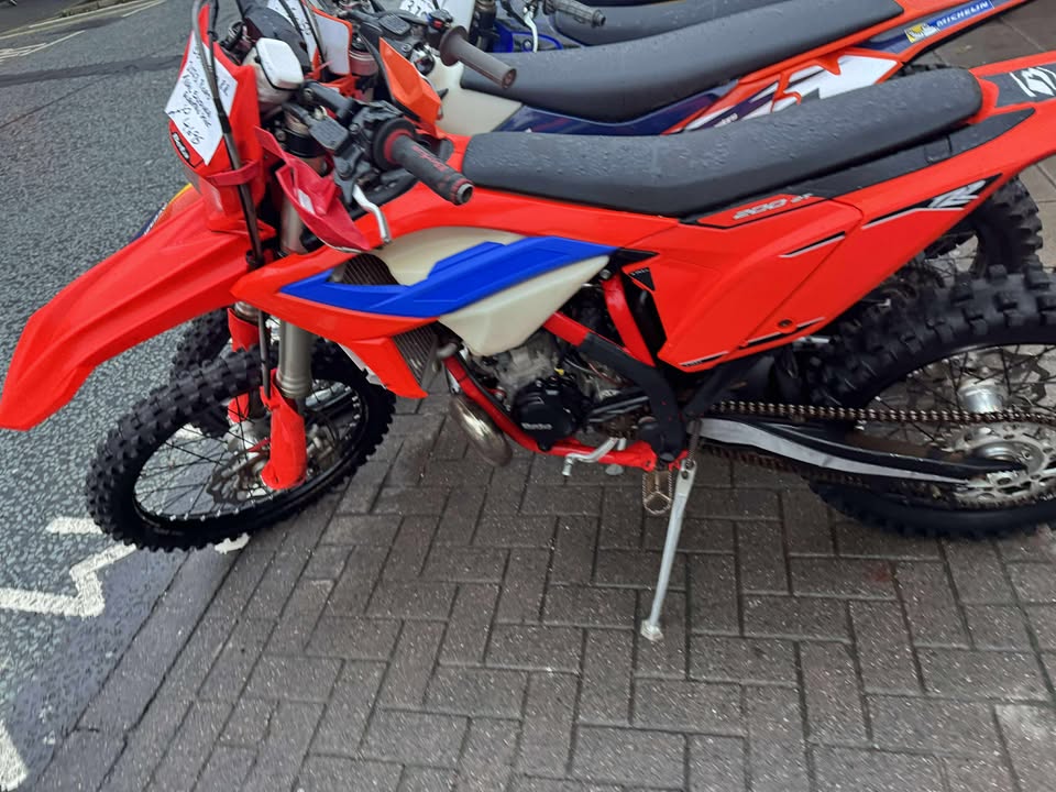 BETA 200 2023 ROAD ENDURO FULL MOT!