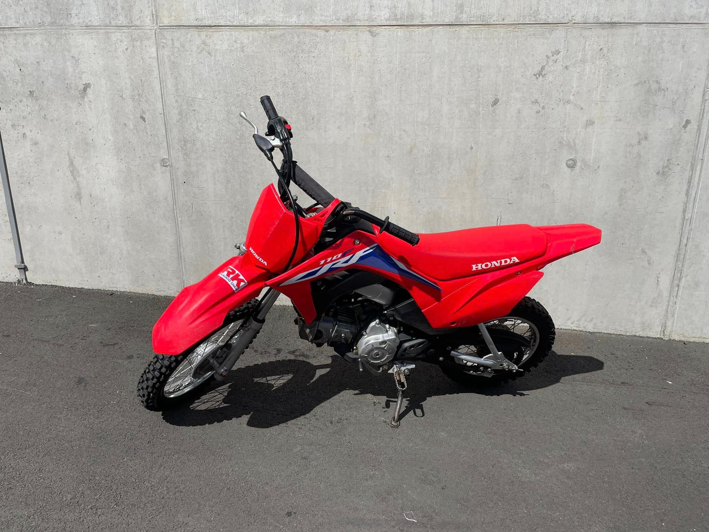 New arrivals both ideal learner bikes  Crf110 21 £2100 4 speed childs fun bike  👧🏻 👦  Crf 125 22 £2295