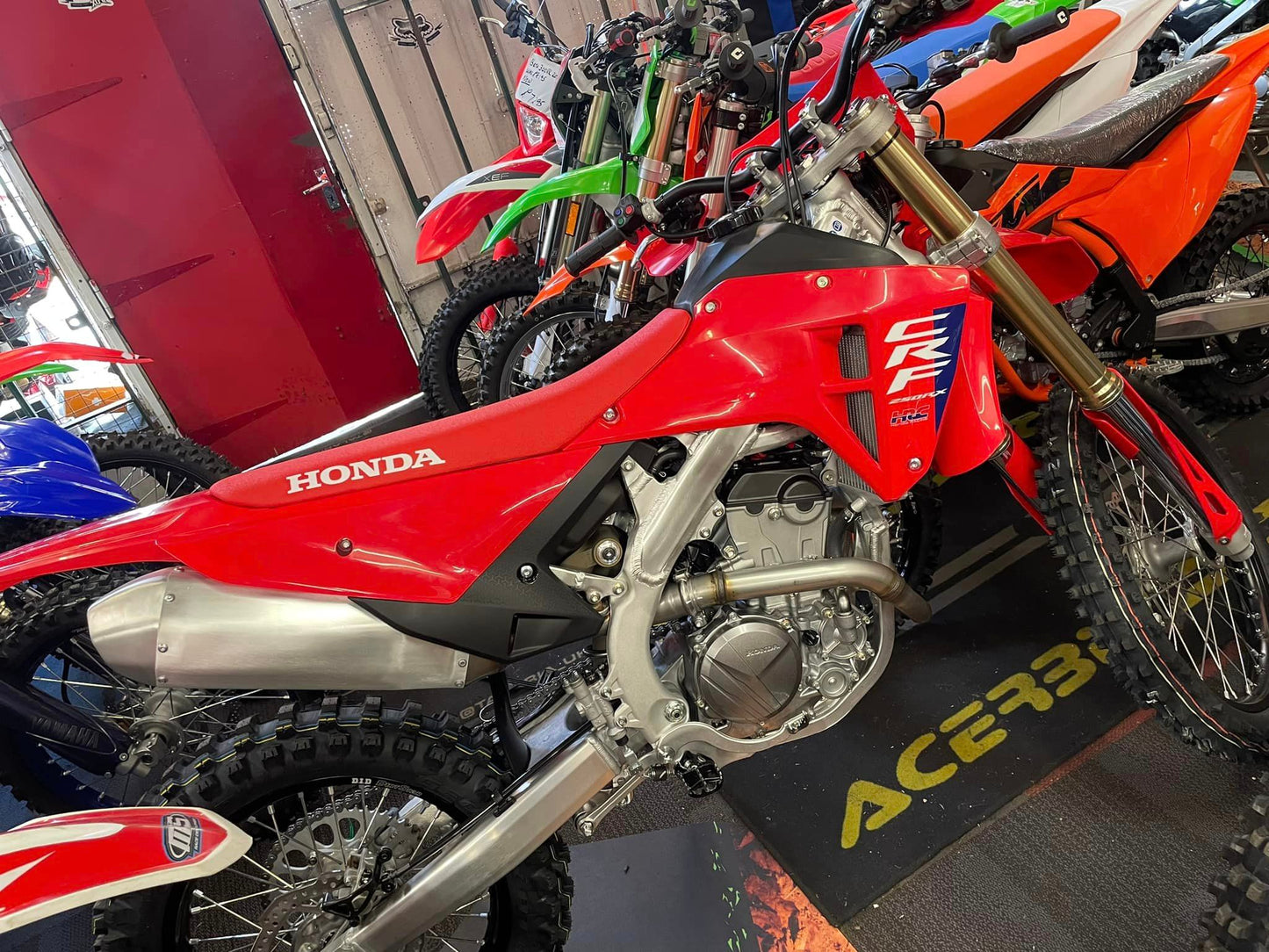 🚨New in Crf250 rx enduro 2025 🚨 road legal lights  BE THE FIRST ONE TO GET ON 2025  New price £7995