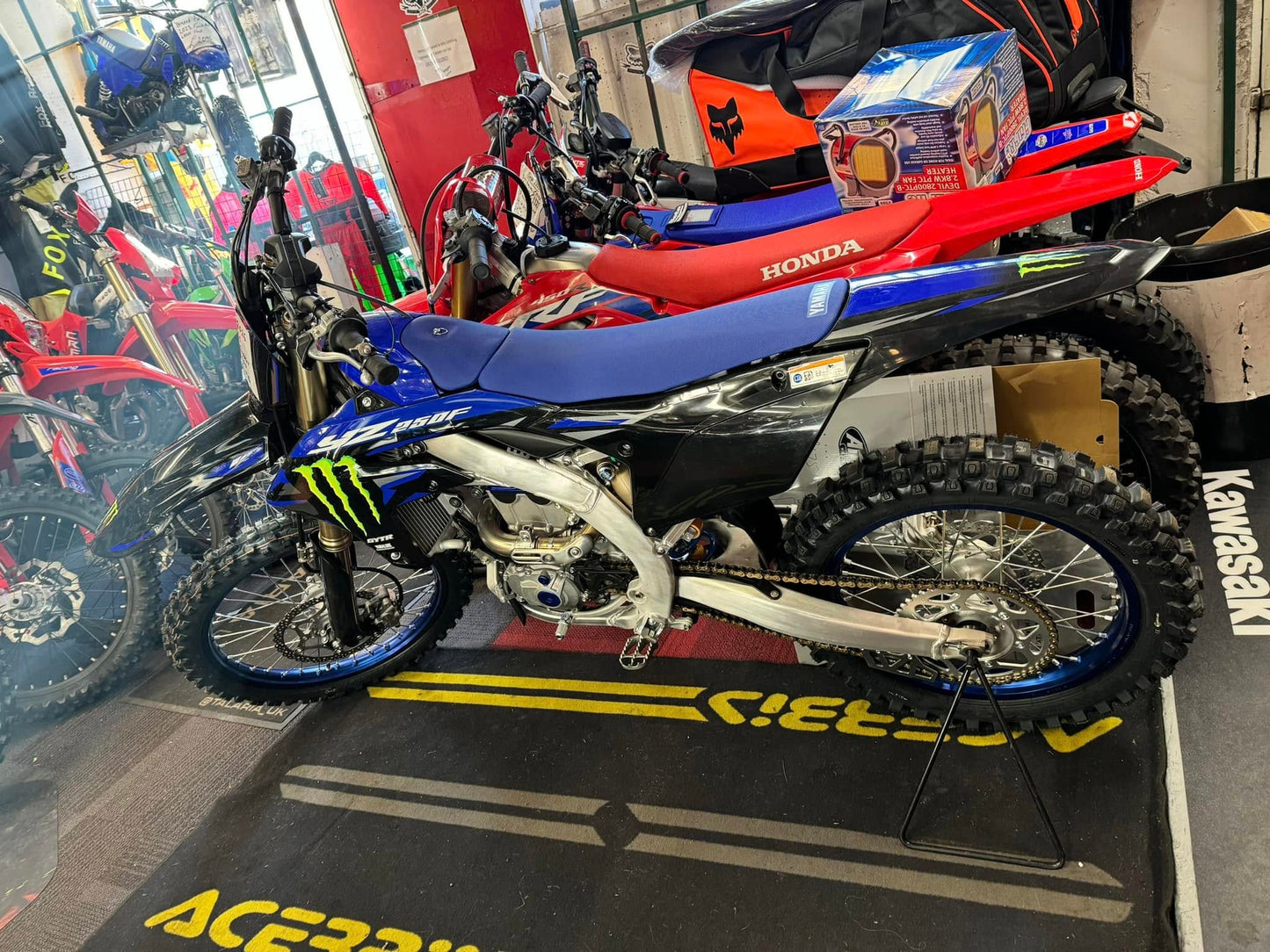 👀YZF250 monster energy 2025  Ready to go  Message or call for a deal 💴 Wharra beast ! 💨