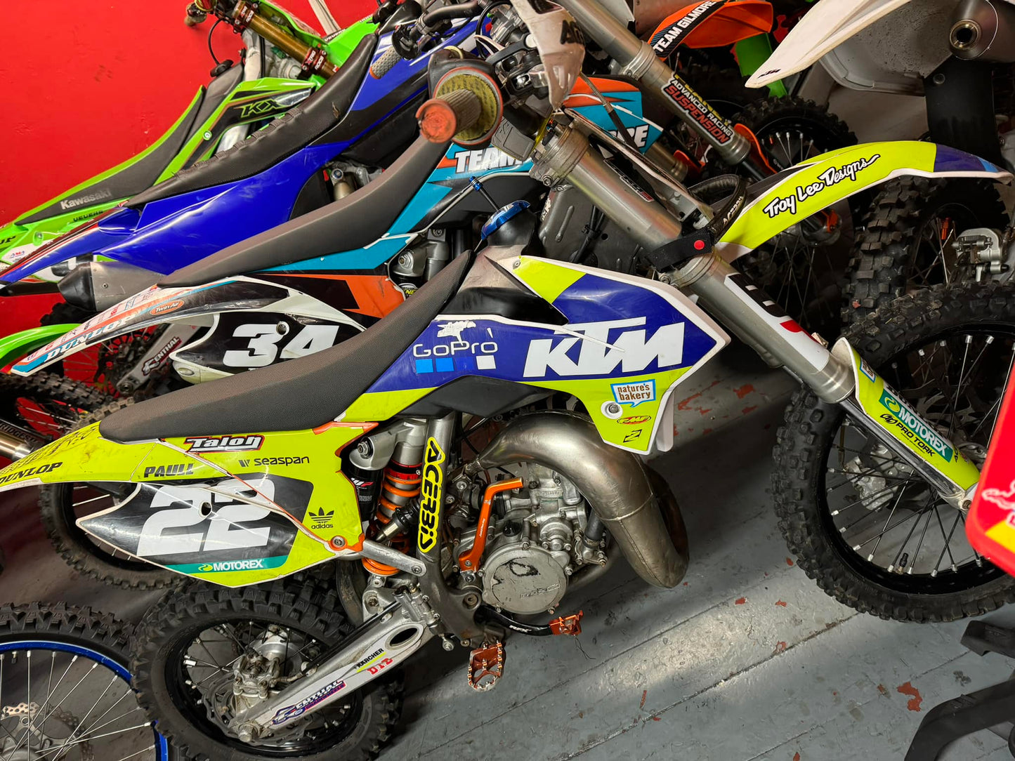 ktm 85 lovley geared kids bike