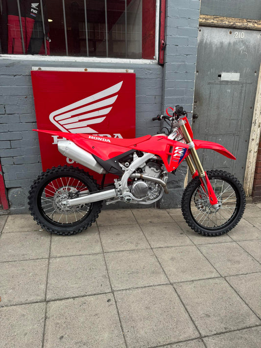 Last remaining crf 250 2025 🤘   3 left  6 months warranty  Hit us up for a dealo Also in Crf450’s 25  Crf450’s enduro rx model  Crf250 rx  Crf110’s  Crf50