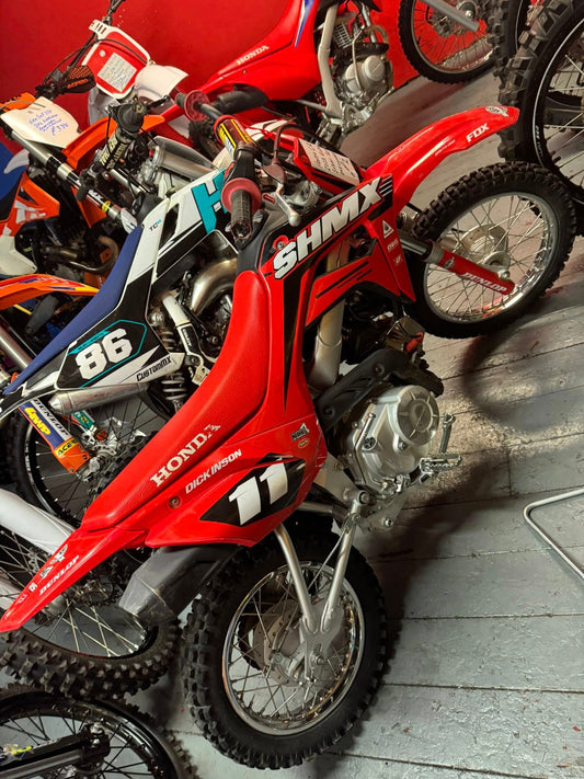 crf110  5 speed bike fun pit bike honda as new