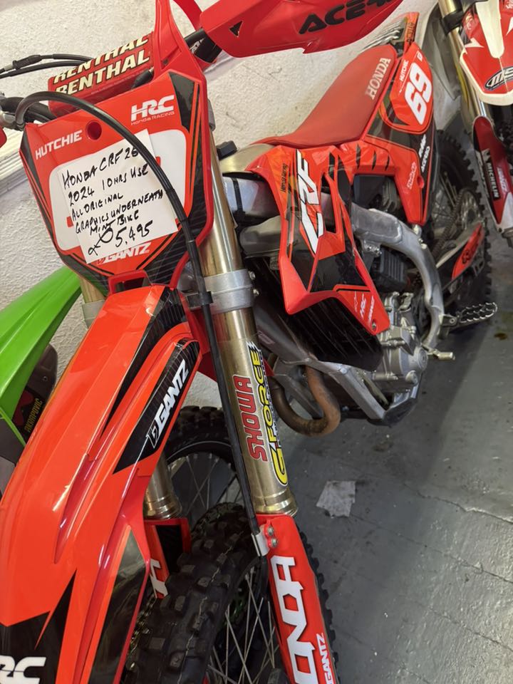 HONDA CRF250 24