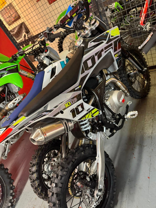TEN TEN 125 PIT BIKE