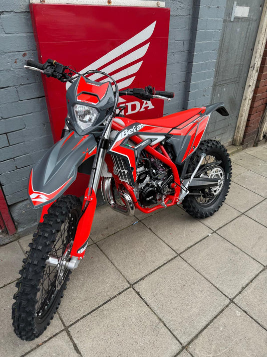 New beta Xtrainer 2026  Finance ✅  Part ex ✅  £6995 brand new with warranty