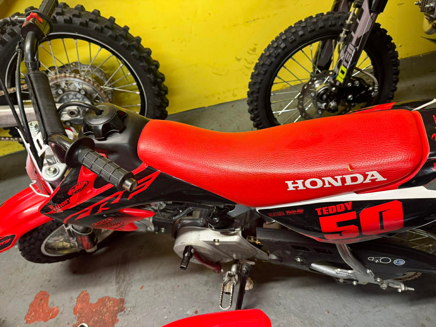 crf50 4 speed fun kids bike