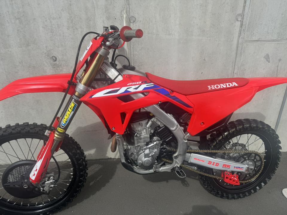 Just in crf250 24 ❗️ low hours