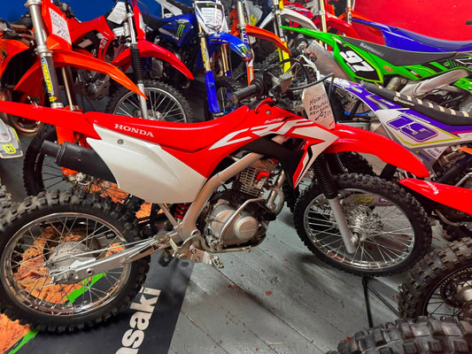CRF125 4 SPEED FUN BIKE IDEAL FUN LEARNER BIKE!!!!!