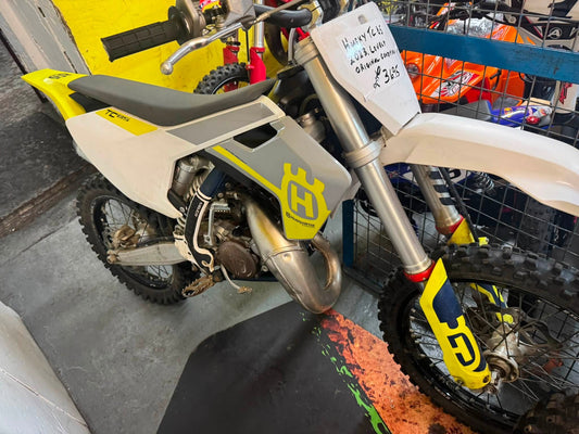 HUSKY 85 23 VERY CLEAN ORIGINAL CONDITION